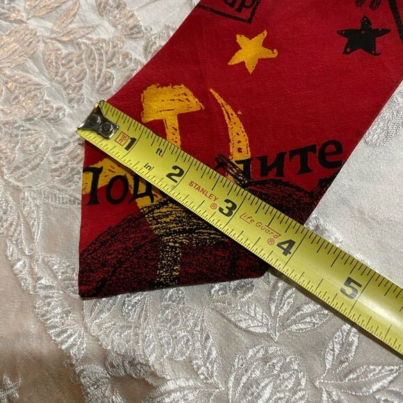The Beatles Red Graphic Necktie USSR - Picture 4 of 5